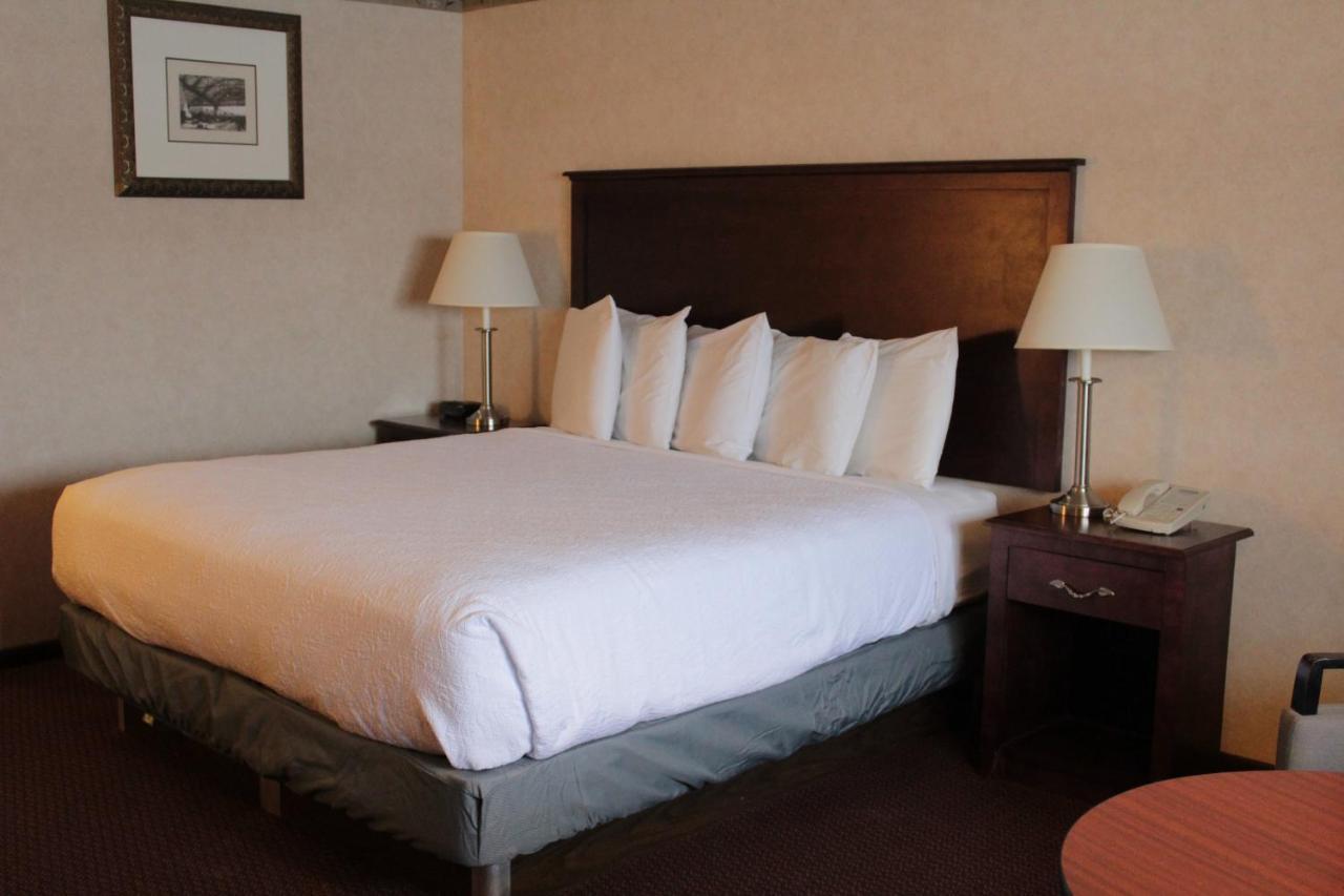 Shiretown Inn & Suites Houlton Εξωτερικό φωτογραφία